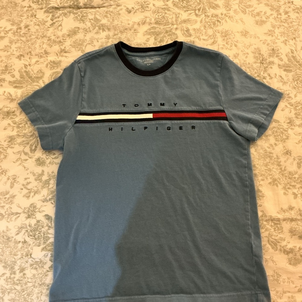 Tommy Hilfiger Blue and Red Men's Tee
